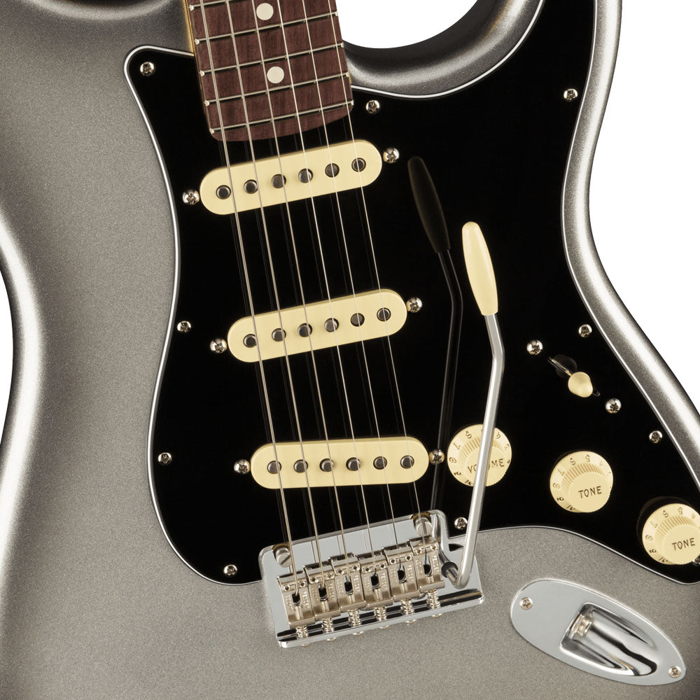 Guitarra Eléctrica Fender 0113900755 American Professional II Stratocaster Mercury