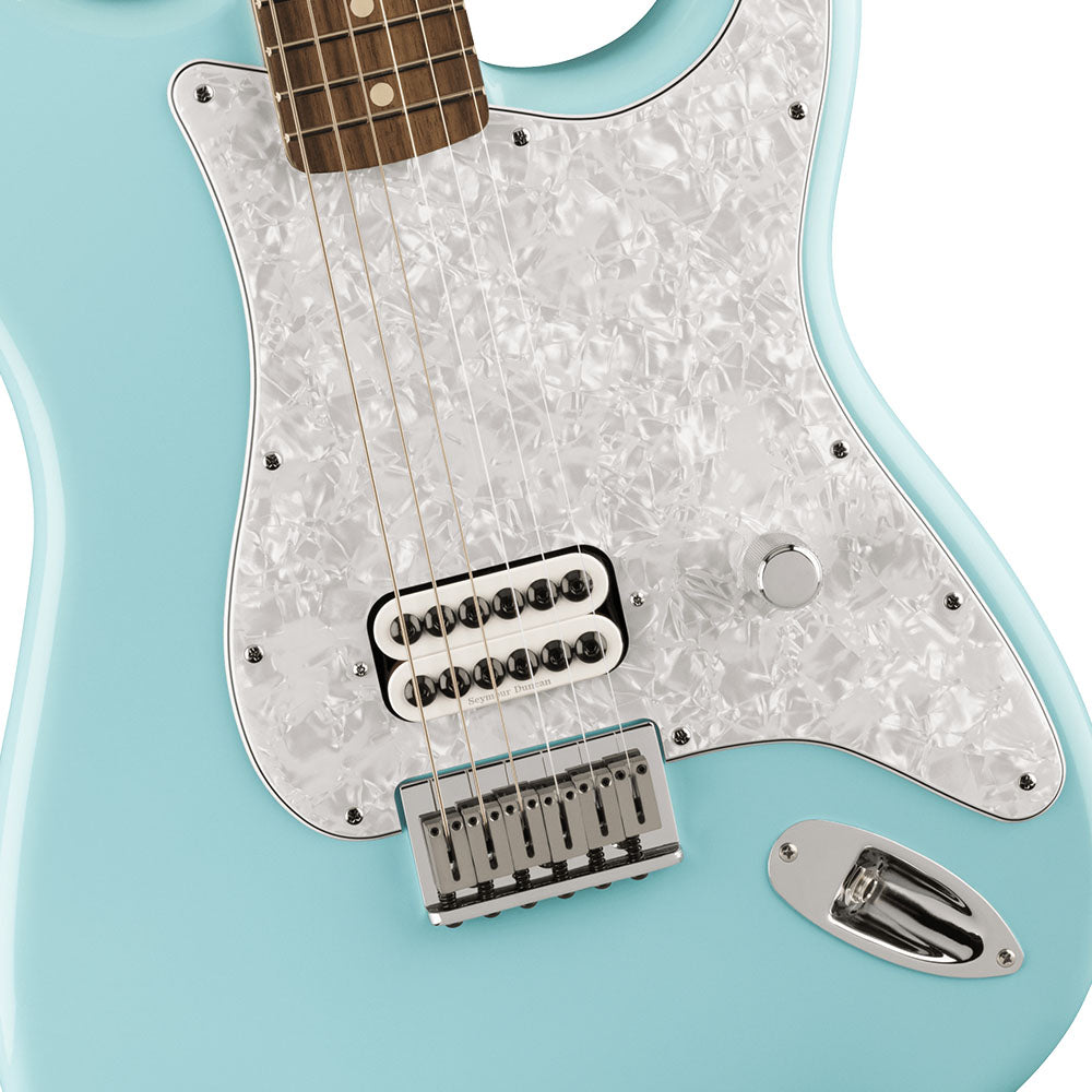 Guitarra Eléctrica Fender 0148020304 Limited Edition Tom DeLonge Stratocaster Daphne Blue