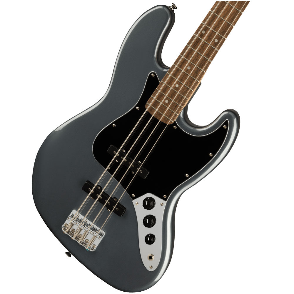 Bajo Fender SQUIER 0378601569 Affinity Series Jazz Bass Black Pickguard Charcoal Frost Metallic
