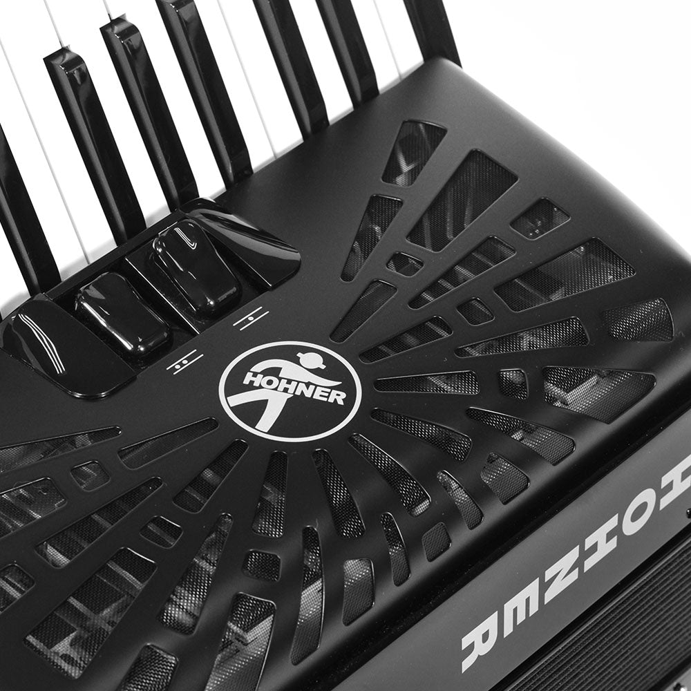 Acordeon Hohner A16522 Bravo II 26 Teclas 48 Bajos Negro con Funda