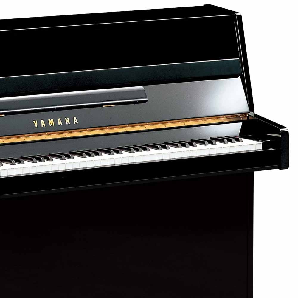 Piano vertical 109 cm. Negro Brillante YAMAHA JU109PE