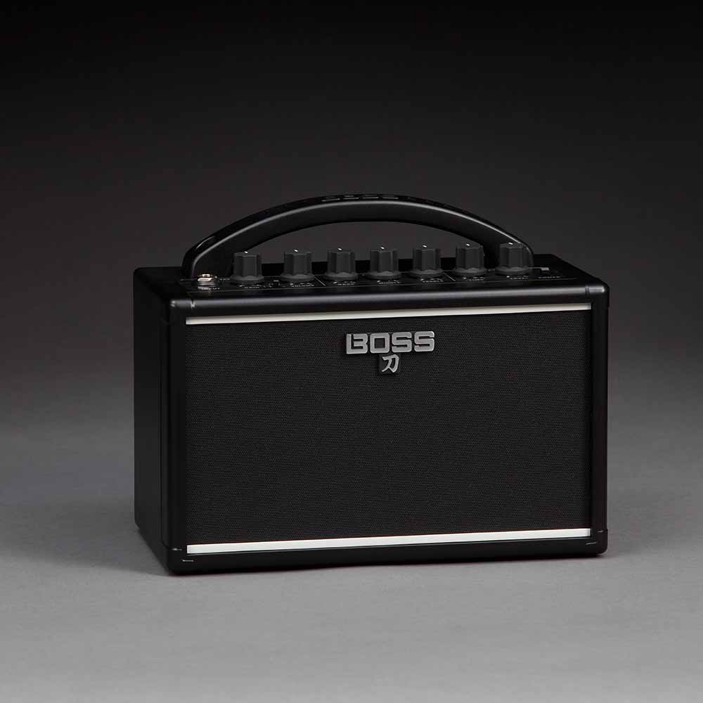 Combo Katana Boss KTNMINI Para Guitarra Eléctrica 7W 1X4in