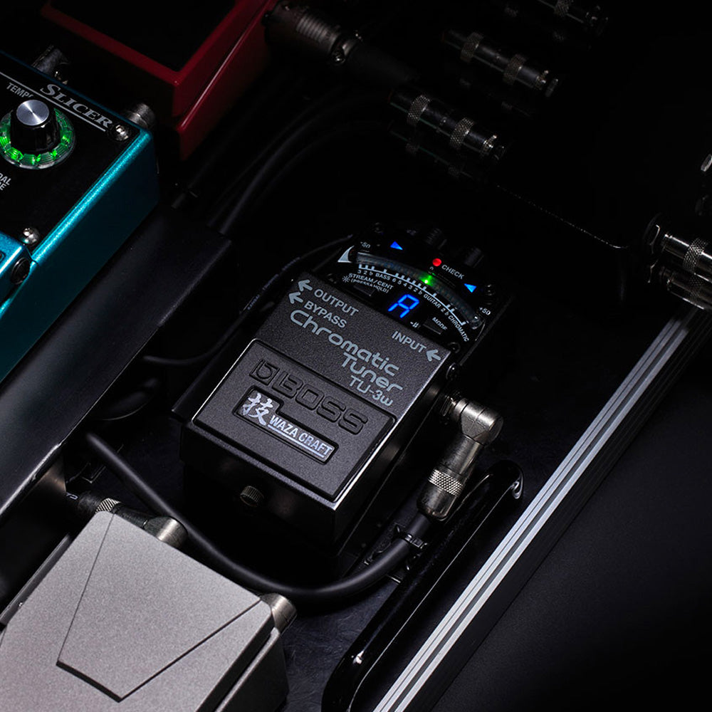 Pedal Afinador Boss Tu3w De Pedal Waza Craft TU3W