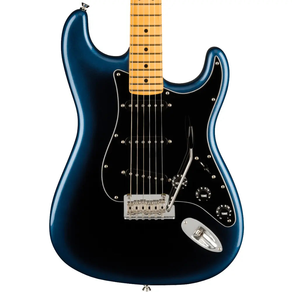 Fender 0113902761 Guitarra Eléctrica American Professional II Stratocaster Dark Night