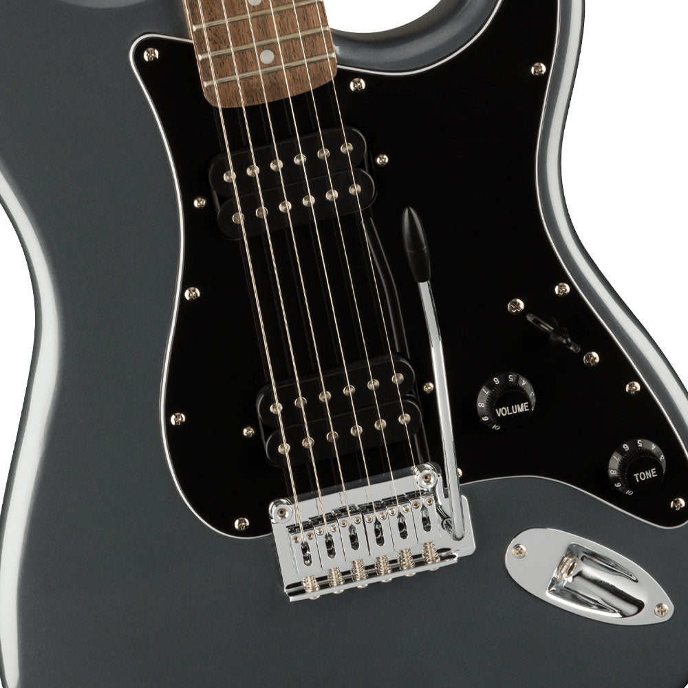 Guitarra Eléctrica Fender SQUIER 0378051569 Affinity Series Stratocaster HH Charcoal Frost Metallic