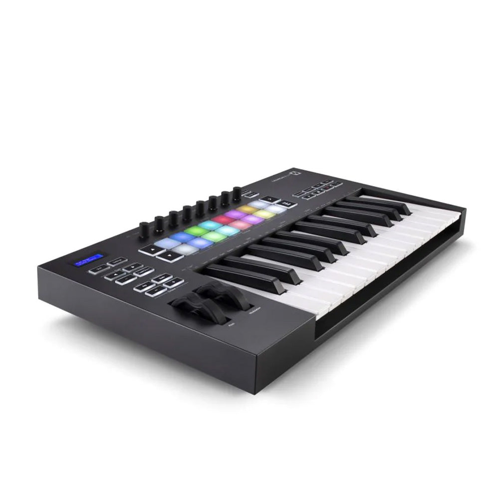 Controlador Novation Novlke25mk3 Launchkey25mk3 NOVLKE25MK3