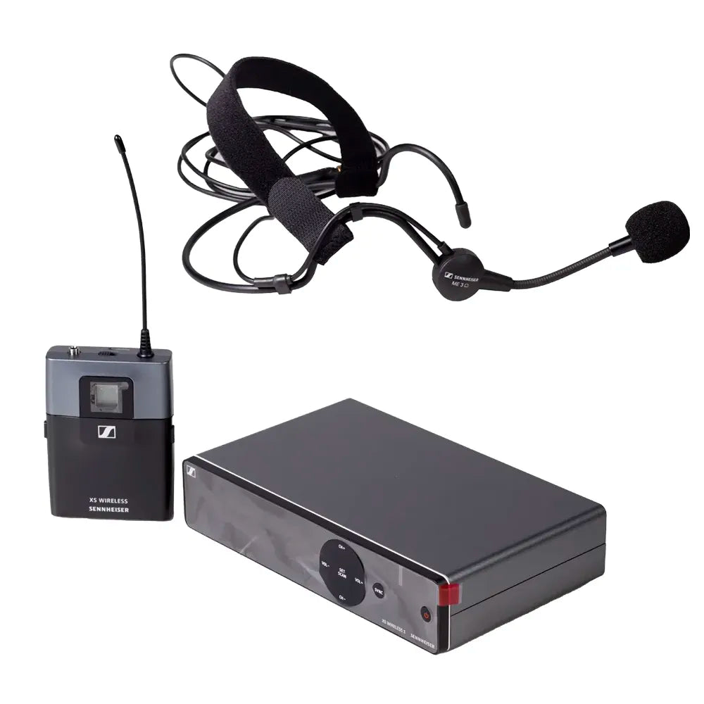 Conjunto de microfonía inalámbrico de la marca Sennheiser que incluye diadema, transmisor y receptor.